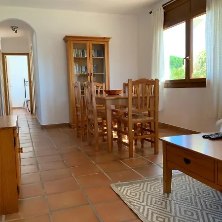 Montserrat 3, Terrace & Pool Casa de Férias