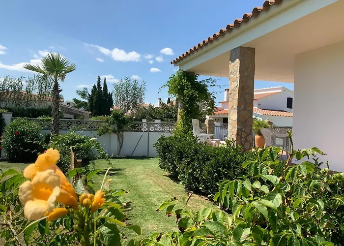 Holiday home Montserrat 3, Terrace & Pool Sant Marti d'Empuries