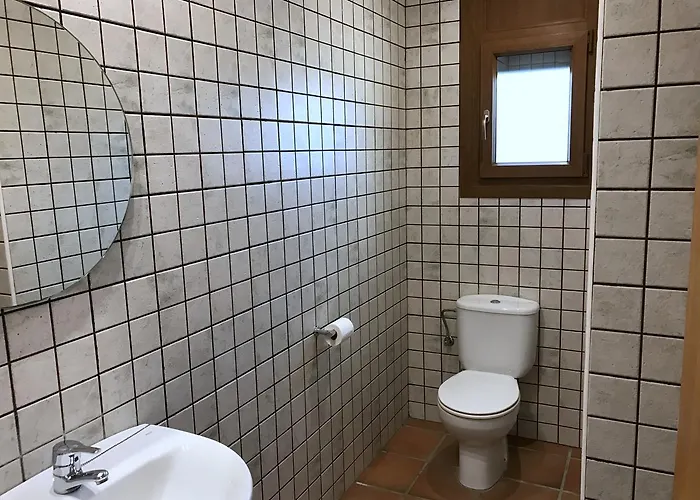 Montserrat 3, Terrace & Pool *