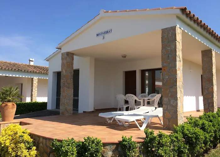 Holiday home Montserrat 3, Terrace & Pool Sant Marti d'Empuries